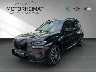 Neu BMW X7 Sport Line 352 PS (258 kW) 2026 Schwarz SUV