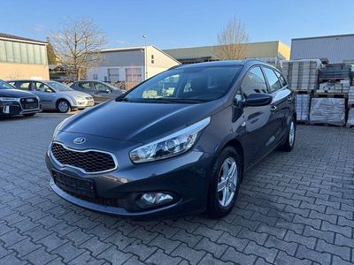 Second-hand Kia Ceed Sportswagon 99 CP (72 kW) 2014 Gri Break