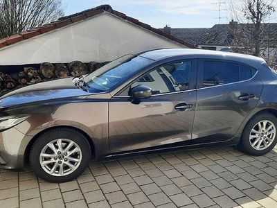 Gebraucht Mazda 3 Center-Line 120 PS (88 kW) 2015 Grau Limousine