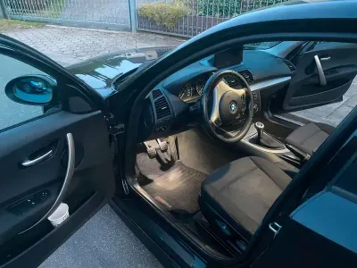 Gebraucht BMW 116 122 PS (89 kW) 2006 Schwarz Kleinwagen