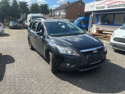 gebraucht Ford Focus Turnier 1.6 Ti-VCT Black Magic