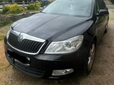 Używany Skoda Octavia Elegance 160 KM (117 kW) 2012 Czarny Kombi