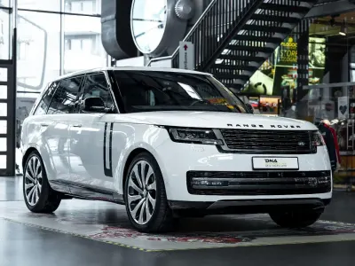 Gebraucht Land Rover Range Rover Vogue 300 PS (220 kW) 2023 Weiß SUV