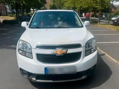 Gebraucht Chevrolet Orlando 150 PS (110 kW) 2012 Weiß Van / Kleinbus
