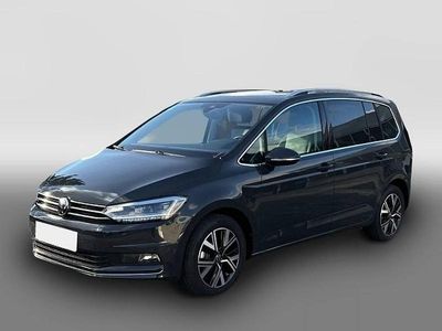 Gebraucht VW Touran Highline 150 PS (110 kW) 2024 Grau Van / Kleinbus