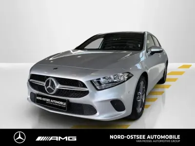 Gebraucht Mercedes A200 Style 163 PS (119 kW) 2018 Silber Limousine