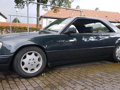 Gebraucht Mercedes E300 180 PS (132 kW) 1987 Schwarz Coupé