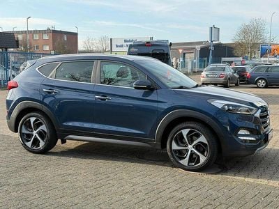 Blau Gebraucht 2017 Hyundai Tucson Premium SUV | 15.990 € (Fairer Preis)