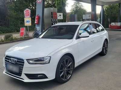 Second-hand Audi A4 190 CP (139 kW) 2015 Alb Break