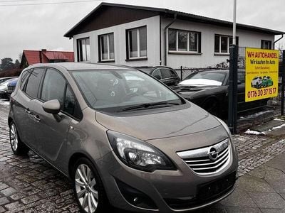 Braun Gebraucht 2012 Opel Meriva Innovation Van / Kleinbus | 5.400 € (Guter Preis)