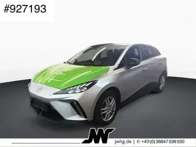 Gebraucht MG MG4 EV Luxury 150 kW (204 PS) 2023 Silber metallic Kleinwagen