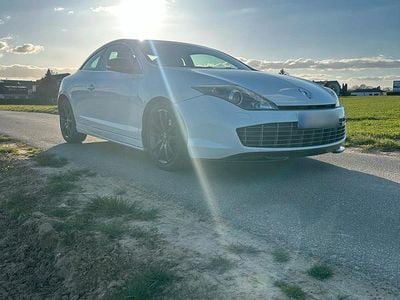 Gebraucht Renault Laguna Coupé 235 PS (172 kW) 2010 Weiß Coupé
