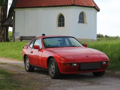 Käytetty Porsche 924 125 HP (91 kW) 1978 Punainen Coupe - kaksiovinen