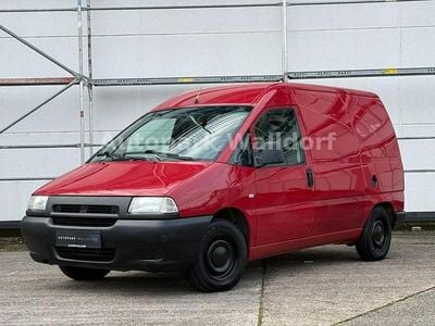 Rot Gebraucht 2002 Citroën Jumpy Van / Kleinbus | 2.399 € (Fairer Preis)