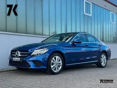Usata Mercedes C180 Business 156 CV (114 kW) 2018 Blu Berlina