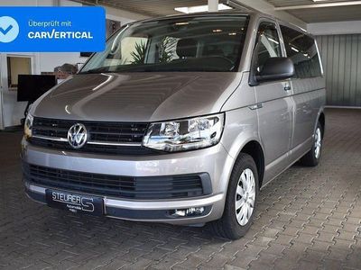 Gebraucht VW Multivan 102 PS (75 kW) 2018 Mojave beige metallic Van