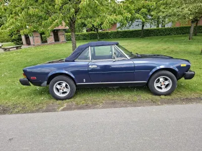 Gebraucht Fiat 124 Spider 103 PS (75 kW) 1981 Blau Cabrio
