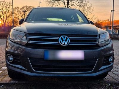 Gebraucht VW Tiguan Sport 140 PS (102 kW) 2011 Grau SUV
