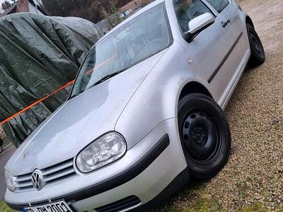 Gebraucht VW Golf 102 PS (75 kW) 2000 Silber Coupé