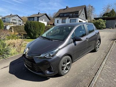 Brugt Toyota Yaris Comfort 69 HK (50 kW) 2018 Grå Hatchback