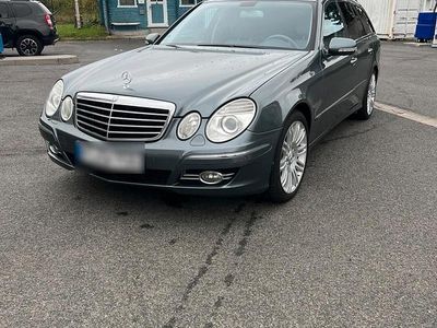 Mercedes E280