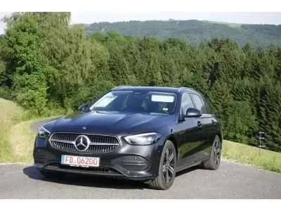 Gebraucht Mercedes C220 220 PS (161 kW) 2022 Grau Kombi