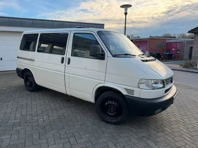 Gebraucht VW Caravelle 116 PS (85 kW) 2002 Weiß Van