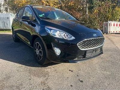 Gebraucht Ford Fiesta Cool & Connect 86 PS (63 kW) 2018 Schwarz Kleinwagen
