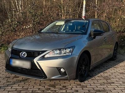 Gebraucht 2016 Lexus CT200h Limited Edition Limousine | 13.900 €