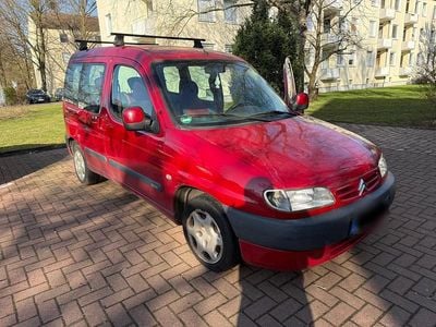 Gebraucht Citroën Berlingo 109 PS (80 kW) 2002 Rot Van / Kleinbus