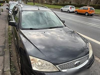 Gebraucht Ford Focus 131 PS (96 kW) 2014 Schwarz Kombi