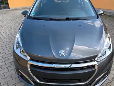 Gebraucht Peugeot 208 99 PS (72 kW) 2017 Grau Kleinwagen