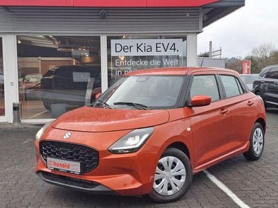 Neu Suzuki Swift Club 83 PS (61 kW) 2025 Orange Kleinwagen