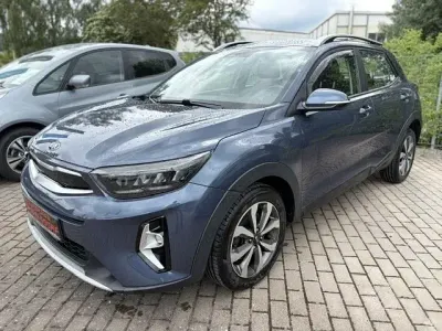 Gebraucht Kia Stonic Vision 101 PS (74 kW) 2020 Blau metallic SUV