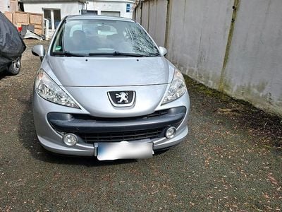 Usata Peugeot 207 74 CV (54 kW) 2008 Argento Utilitaria