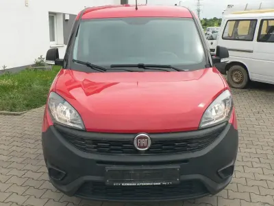 Gebraucht Fiat Doblò Easy 80 PS (58 kW) 2021 Rot Van / Kleinbus