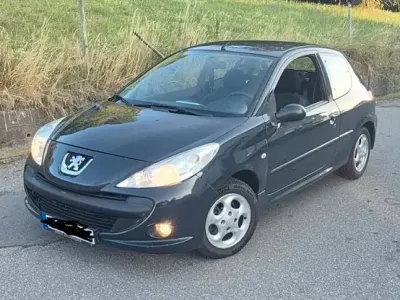 Gebraucht Peugeot 206+ 60 PS (44 kW) 2009 Kleinwagen