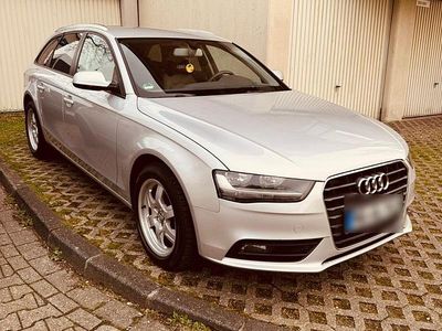 Gebraucht Audi A4 140 PS (102 kW) 2013 Silber Kombi