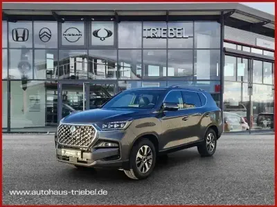 Nuova Ssangyong (KGM) Rexton 202 CV (148 kW) 2025 Grigio SUV