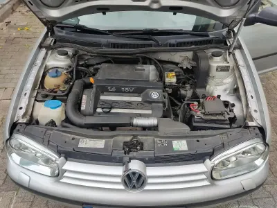 Gebraucht VW Golf IV 75 PS (55 kW) 2001 Silber Kleinwagen