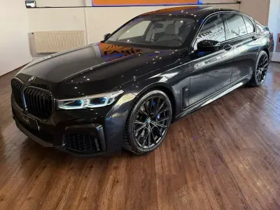 Gebraucht BMW 740 Sport Line 340 PS (250 kW) 2021 Schwarz Limousine