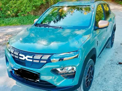Brugt Dacia Spring 47 kW (65 HK) 2023 Grøn Hatchback