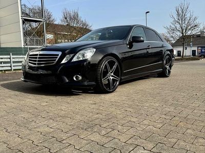 Gebraucht Mercedes E350 Avantgarde 272 PS (200 kW) 2009 Schwarz Limousine