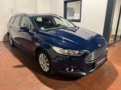 Blau Gebraucht 2015 Ford Mondeo Limousine | 9.999 € (Fairer Preis)