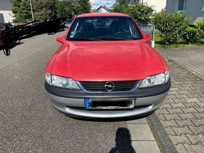 gebraucht Opel Vectra 1.8 Fahrbereit mit 1 Jahre noch TÜV , 2 Scheinwerfer