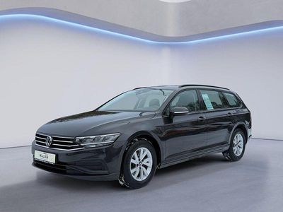 Gebraucht VW Passat Conceptline 150 PS (110 kW) 2023 Grau Kombi