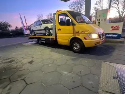 Gebraucht Mercedes Sprinter 82 PS (60 kW) 2001 Gelb