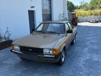 Gebraucht Ford Taunus 72 PS (52 kW) 2026 Beige Kleinwagen