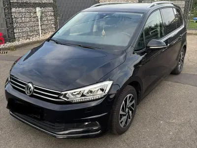 Gebraucht VW Touran Join 150 PS (110 kW) 2019 Schwarz Van / Kleinbus