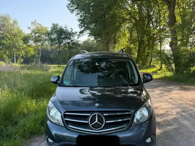 Używany Mercedes Citan 109 90 KM (66 kW) 2013 Szary Sedan/Limuzyna